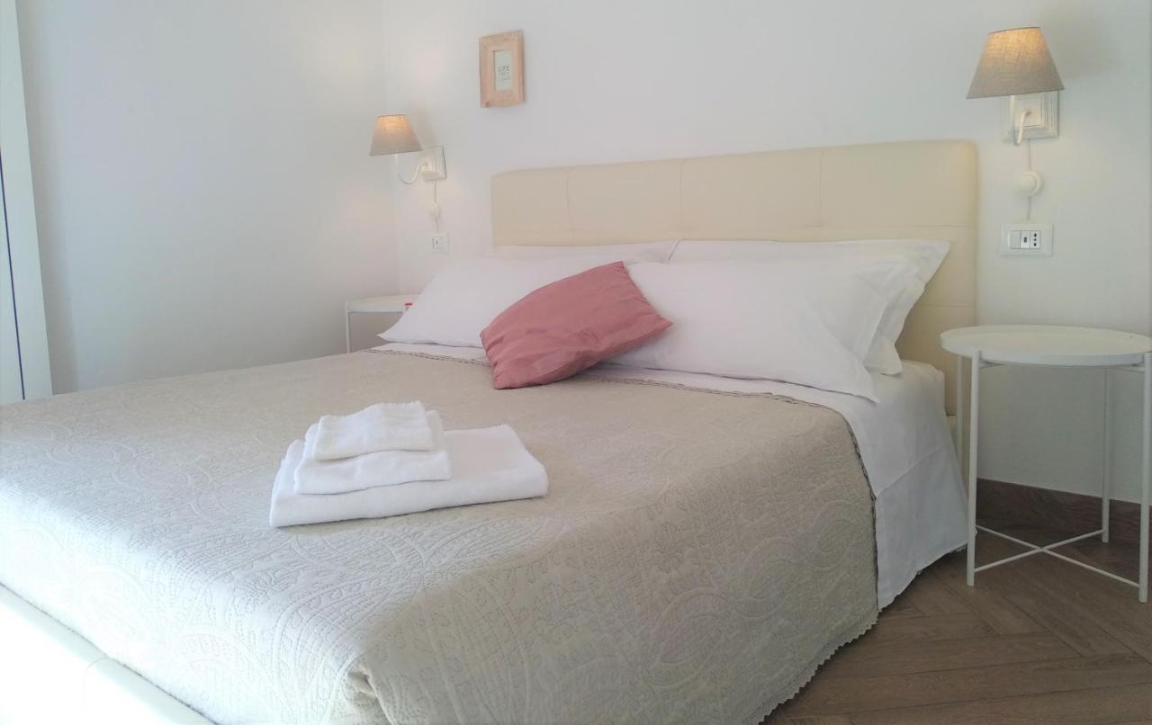 Bed In Bo Porta San Mamolo Hotell Bologna Eksteriør bilde